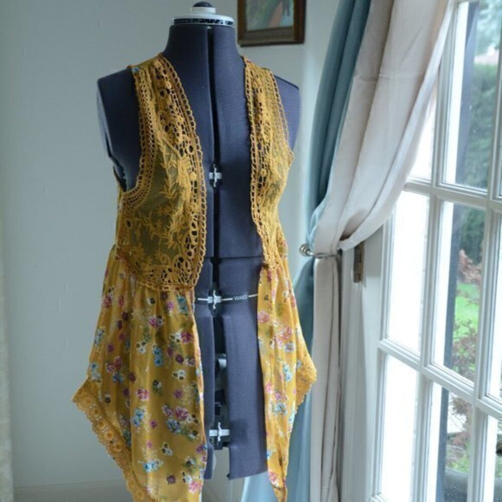 No boundaries vest size medium marigold vest mustard sheer